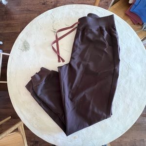 Figs High Waisted Zamora Jogger in Espresso